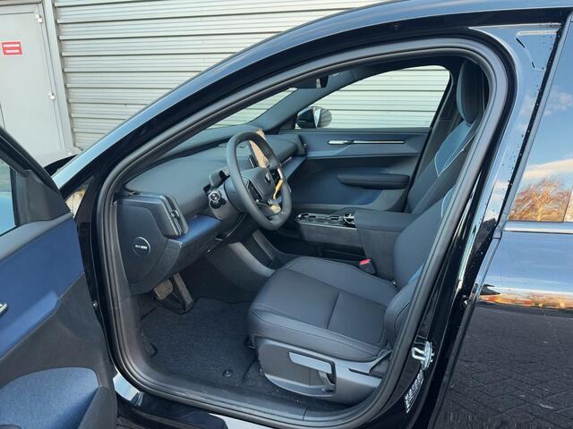 Volvo EX30 Single Motor 272PK Extended Range Plus 69 kWh | Climate Pack |