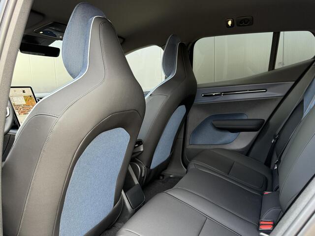 Volvo EX30 Single Motor Extended Range Plus 69 kWh extra getint glas range 475 km