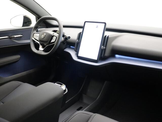 Volvo EX30 Single Motor Extended Range Plus 69 kWh / DEMO DEAL / Getint glas / Adapt. Cruise / BLIS / Harman&Kardon / Keytag / PDC + Camera / El. Achterklep /