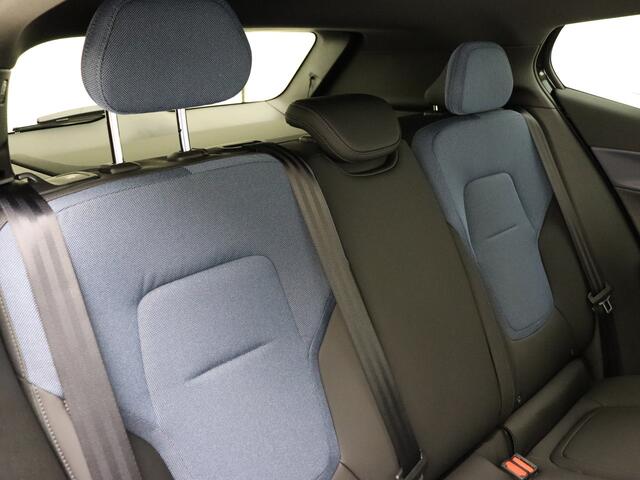 Volvo EX30 Single Motor Extended Range Plus 69 kWh / DEMO DEAL / Getint glas / Adapt. Cruise / BLIS / Harman&Kardon / Keytag / PDC + Camera / El. Achterklep /