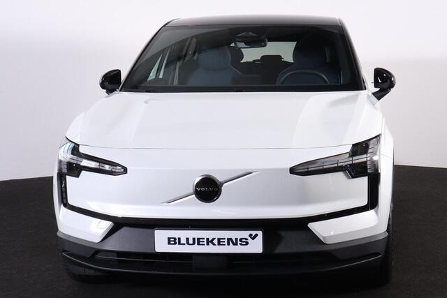Volvo EX30 Extended Range Plus 69 kWh - Adaptive Cruise Control - Climate Pack - Harman/Kardon audio - Parkeercamera achter - Extra getint glas - 19' LMV