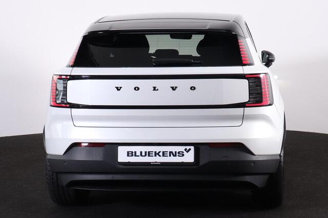 Volvo EX30 Extended Range Plus 69 kWh - Adaptive Cruise Control - Climate Pack - Harman/Kardon audio - Parkeercamera achter - Extra getint glas - 19' LMV