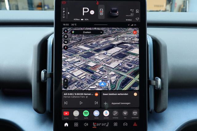 Volvo EX30 Extended Range Plus 69 kWh - Adaptive Cruise Control - Climate Pack - Harman/Kardon audio - Parkeercamera achter - Extra getint glas - 19' LMV