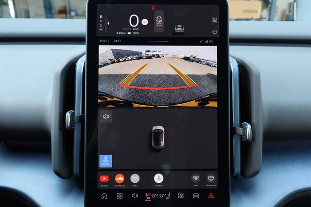 Volvo EX30 Extended Range Plus 69 kWh - Adaptive Cruise Control - Climate Pack - Harman/Kardon audio - Parkeercamera achter - Extra getint glas - 19' LMV