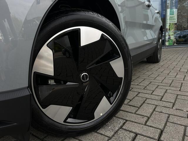 Volvo EX30 Single Motor Extended Range Plus 69 kWh
