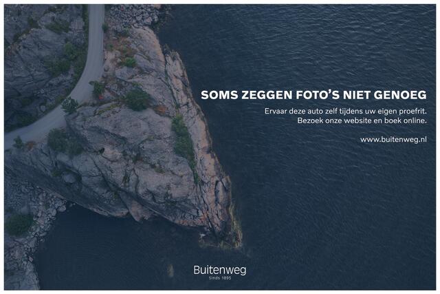 Volvo EX30 Single Motor Extended Range Plus | Adaptieve Cruise Control Met Pilot Assist | Getint Glas Achter | Apple Carplay/Android Auto | BLIS Dodehoekdetectie | Harman/Kardon Premium Audio | Sfeerverlichting | Keyless | Elektrische Achterklep |