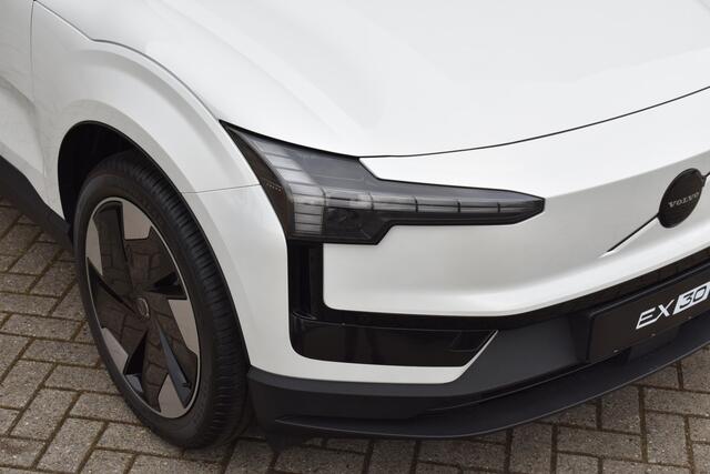 Volvo EX30 Single Motor 272PK Extended Range Plus 69 kWh | Black Pack |