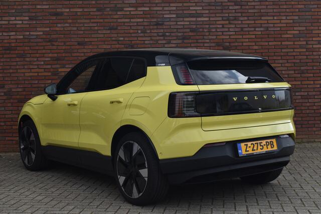 Volvo EX30 Twin Motor Performance 428PK Ultra 69 kWh | Full Options | 20'' | Climate | Getint glas | Black/Yellow Pack |