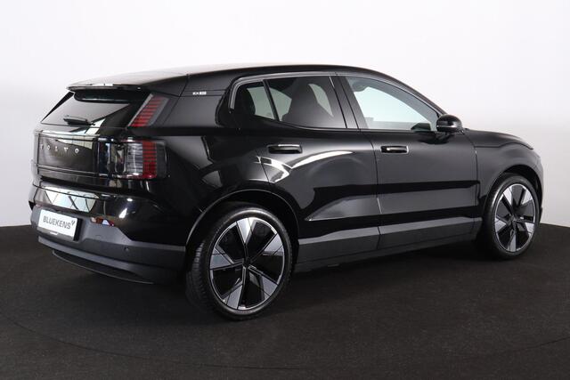 Volvo EX30 Single Motor Extended Range Ultra 69 kWh - 20' LMV - Getint glas v.a. B-stijl - Panoramadak - 360º Camera - Harman Kardon audio - Elektrisch bedienbare voorstoelen - Adaptive Cruise Control - Pilot Assist - BLIS dodehoekassistentie - Keyless Drive - Elekt