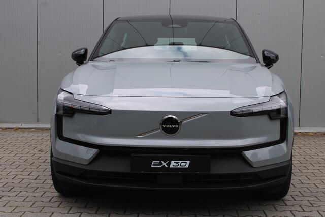 Volvo EX30 Single Motor Extended Range Ultra 69 kWh | ¤ 7000,- voorraad korting | Extra getint glas | Panorama dak |