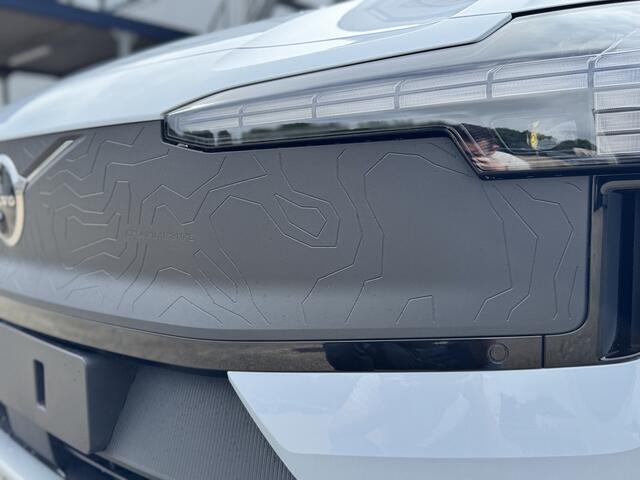 Volvo EX30 Cross Country Twin Motor Performance Ultra 69 kWh Extra getint glas