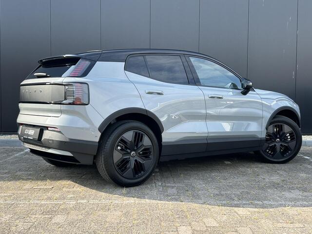 Volvo EX30 Cross Country Twin Motor Performance Ultra 69 kWh Extra getint glas / Pine interieur