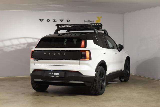 Volvo EX30 Cross Country Twin Motor Performance Ultra 69 kWh / Extra getint glas / Cross Country Experience-Pakket