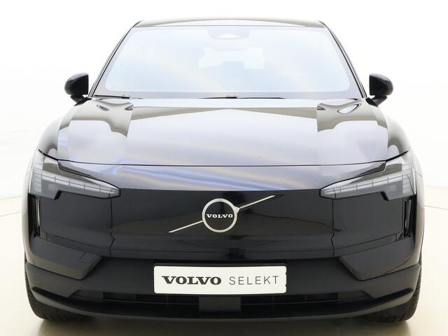 Volvo EX30 Extended Range Plus 69 kWh / ¤ 6.000,- Voorraadkorting / NIEUW 10km! / Snel leverbaar / Getint glas / Stoel + Stuurw. Verwarming / 20'' Velgen