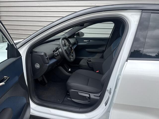 Volvo EX30 Single Motor Extended Range Plus 69 kWh / ¤ 6000 korting / 20" / Pack Climat / Extra getint glas /