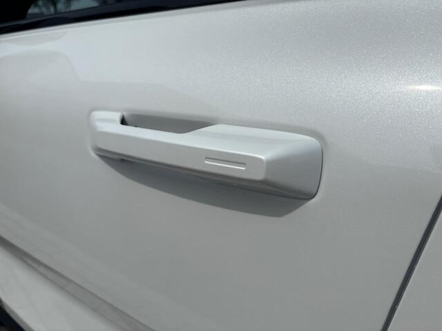 Volvo EX30 Single Motor Extended Range Plus 69 kWh 20 Inch | Getint glas achter | DEMO