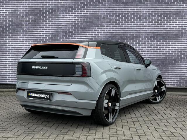 Volvo EX30 Single Motor Extended Range Plus | EVERLAST SPORT EDITION | Google | Longe Range | Adaptieve Cruise | Keyless | Camera | Stoel/Stuurverwarming | Getint Glas | Harman Kardon Audio | Elek. Achterklep | 21" LM