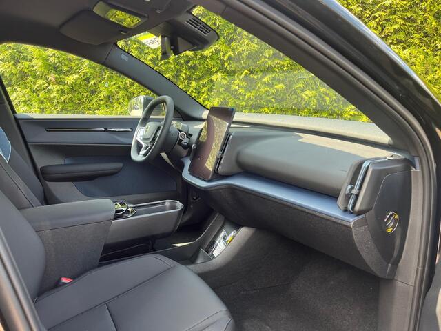 Volvo EX30 Extended Range Plus Getinte Ramen | nieuw uit voorraad | LAAGSTEPRIJS garantie