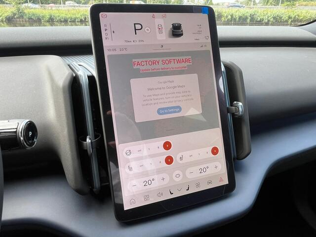 Volvo EX30 Single Motor Extended Range Plus 69 kWh | nieuw uit voorraad | LAAGSTEPRIJS garantie