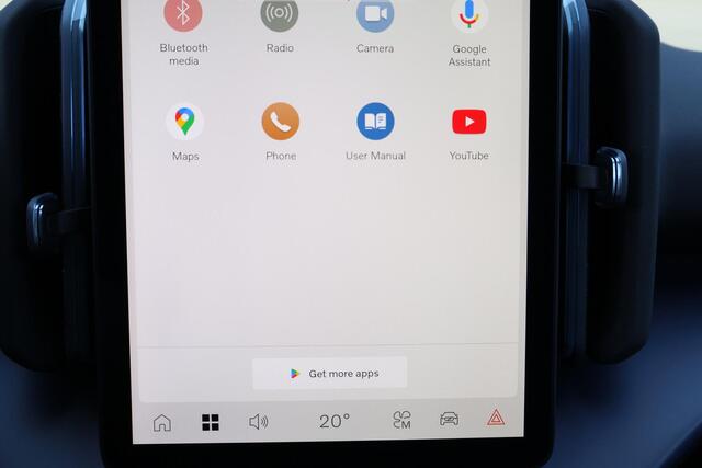 Volvo EX30 Extended Range Plus 69 kWh - Adaptive Cruise Control - Parkeercamera achter - Parkeersensoren - Extra getint glas - 19' LMV