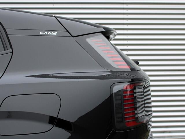 Volvo EX30 Single Motor Extended Range Plus Automaat / 20" velgen / Harman Kardon / Adaptive Cruise Control / Google Maps Navi