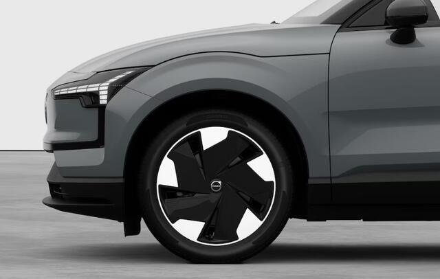 Volvo EX30 272PK Automaat Single Ext. Range Plus Europa / Elektrische stoelen met geheugen / Stoel - en stuurwielverwarming / Harman Kardon audio / Elektrische achterklep / Keyless entry / Adaptieve Cruise Control / BLIS / Dodehoek Detectie / Parkeersensoren voor en