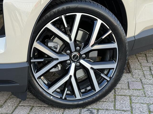 Volvo EX30 Single Motor Extended Range Europa 69 kWh 17% Bijtelling | Snel leverbaar | 20'' | Elektrische stoel verstelling | Adaptieve cruise controle | Blis | Google |