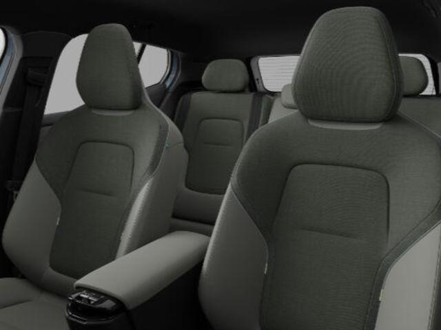 Volvo EX30 Single Motor Extended Range Plus Europa 69 kWh | Privacy Glas | Harman/Kardon | Pine Interior | Nieuw uit voorraad leverbaar! |