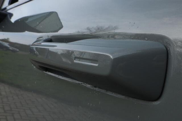 Volvo EX30 Single Motor Extended Range Plus 69 kWh | Trekhaak |