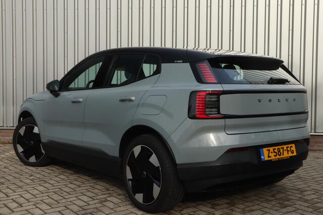 Volvo EX30 Single Motor Extended Range Plus 69 kWh | Trekhaak |
