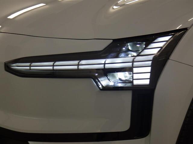 Volvo EX30 Single Motor Core 51 kWh | 17% Bijtelling | Google Maps navigatie | Parkeerverwarming | Adaptive Cruise control | Carplay | Dodehoekmelding | Camera