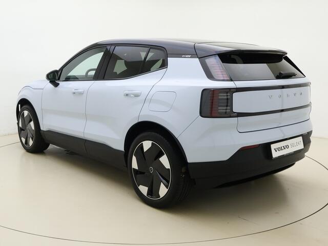 Volvo EX30 Extended Range Plus / Stoel + Stuurw. Verwarming / Getint glas / Zwart dak / H&K Audio / PDC + Camera / ACC / BLIS /