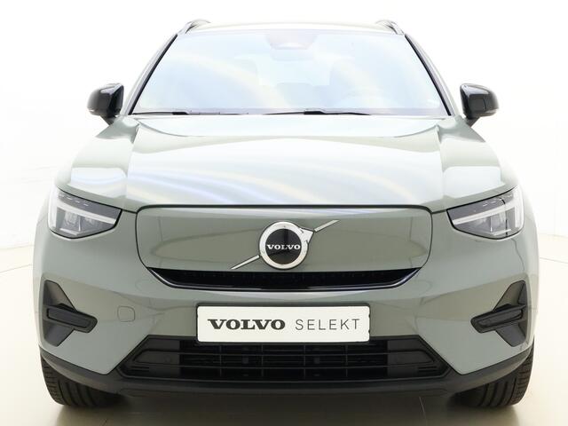 Volvo EX40 Extended Range Plus / NIEUW / DIRECT LEVERBAAR / Climate / 19'' / Donker glas / Sage Green /