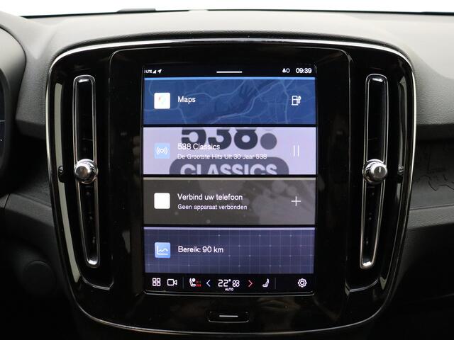 Volvo EX40 Extended Range Plus / NIEUW / DIRECT LEVERBAAR / Climate / 19'' / Donker glas / Sage Green /