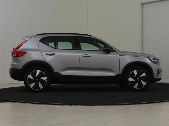 Volvo EX40 Single Motor Extended Range Plus 82 kWh | Trekhaak | ACC | Blis | Stoelverwarming | Camera | All seasons | 19"LMV | Warmtepomp