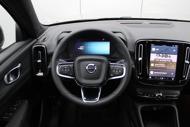 Volvo EX40 Single Motor Extended Range Plus 82 kWh | Trekhaak | Blis | Warmtepomp