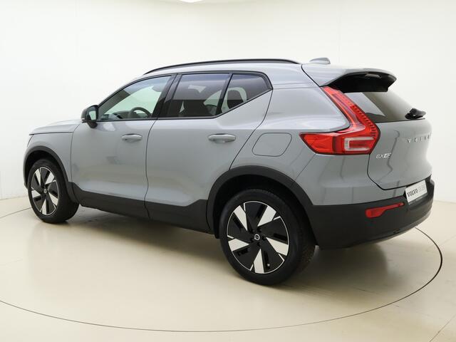 Volvo EX40 Extended Range Business Ed. 82 kWh / NIEUW / DIRECT LEVERBAAR / 360 CAMERA / ADAPT. CRUISE / BLIS / GETINT GLAS / ALL SEASON / STOELVERWARMING /