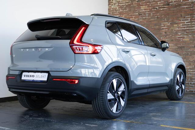 Volvo EX40 Single Motor Plus 70 kWh | Google infotainment | Stoelverwarming | 360° parkeercamera | Harman Kardon premium audio | Warmtepomp | Parkeersensoren voor + achter | Stuurwielverwarming |