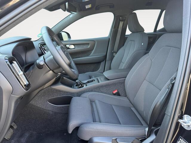 Volvo EX40 Single Motor Plus 70 kWh | Stoelverwarming | Pixel LED koplampen | Adaptive Cruise Control | Keyless Entry |