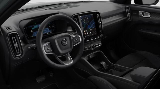 Volvo EX40 Single Motor Extended Range Plus 82 kWh / Lounge pakket / Extra getint glas / Panoramadak / 360 Camera / 20''velgen / zwart dak