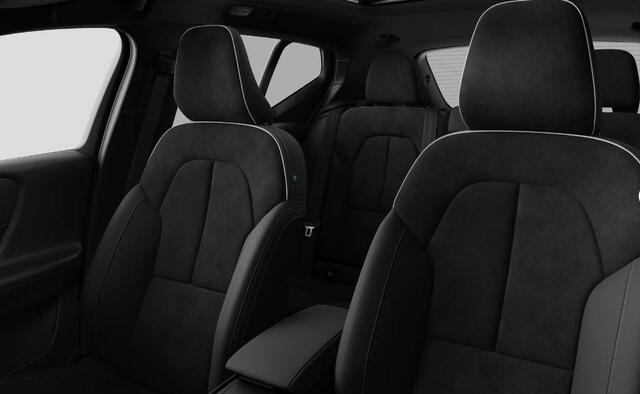 Volvo EX40 Single Motor Extended Range Plus 82 kWh / Lounge pakket / Extra getint glas / Panoramadak / 360 camera / 20''velgen / zwart dak