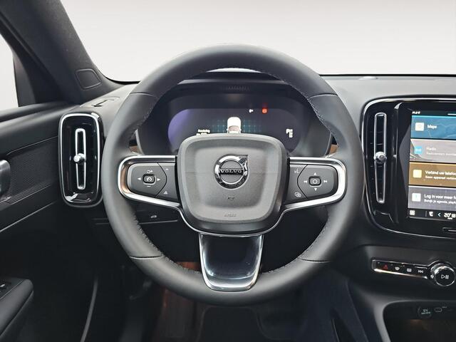 Volvo EX40 Single Motor Extended Range Plus 82 kWh | Stoelverwarming | Extra getint glas | Nubuck interieur | Achteruitrijcamera |