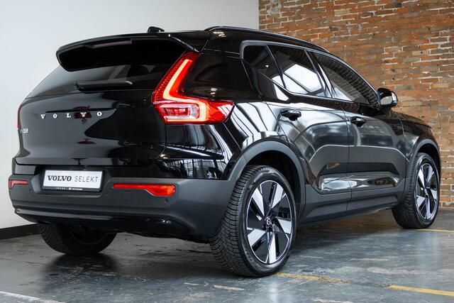 Volvo EX40 Single Motor Extended Range Plus 82 kWh All-seasonbanden | Verwarmbare voorstoelen