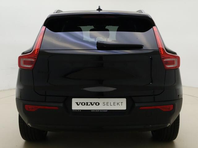 Volvo EX40 Extended Range Ultra Black Edition / Pixel Koplampen / 360 Camera / Nubuck / H&K Audio / 20'' / Stoel + Stuurw. Verwarming / Panoramadak / Elektr. Achterklep /