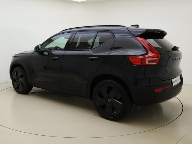 Volvo EX40 Extended Range Ultra Black Edition / Pixel Koplampen / 360 Camera / Nubuck / H&K Audio / 20'' / Stoel + Stuurw. Verwarming / Panoramadak / Elektr. Achterklep /
