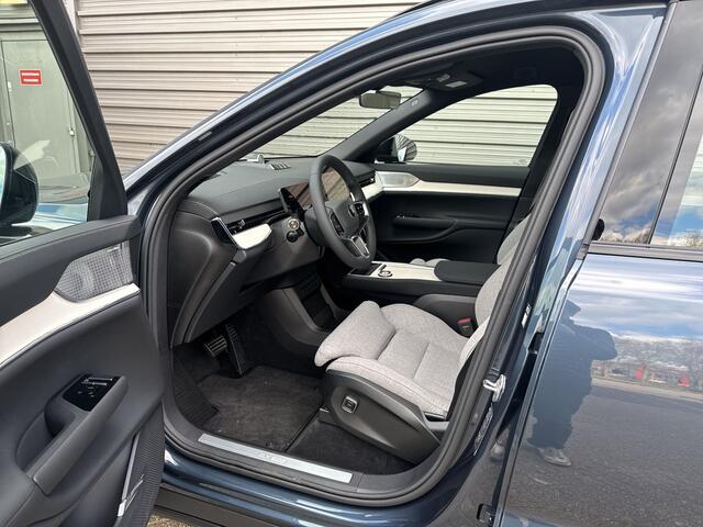 Volvo EX90 Twin Motor Performance Ultra 7p. 111 kWh / Uit voorraad leverbaar / Woolblend bekleding / 22" / Luchtvering /