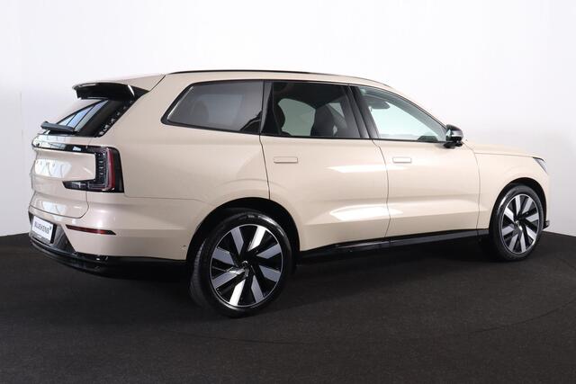 Volvo EX90 Twin Motor Performance Ultra 7p. 111 kWh - Luchtvering - Panoramadak - IntelliSafe Assist & Surround - 360º Camera - BOSE speakers - Verwarmde voorstoelen, stuur & achterbank - Parkeersensoren voor & achter - Head up display - Draadloze tel. lader - Extra