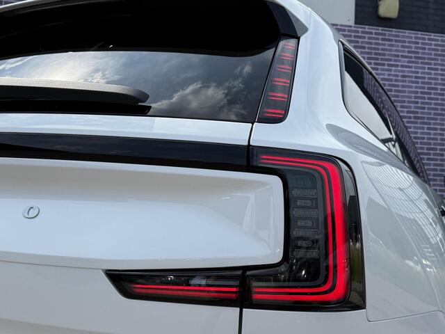 Volvo EX90 Single Motor Plus 7p. 104 kWh | Nieuw Binnen | Bose audio | 360° Camera | 21'' | Climate Pack | Pilot Assist Pack | Head Up Display | Panorama Dak |