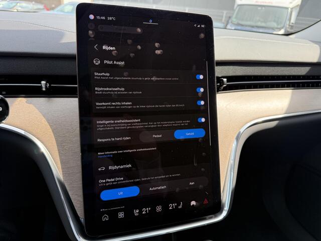 Volvo EX90 Single Motor Plus 7p. 104 kWh | Nieuw Binnen | Bose audio | 360° Camera | 21'' | Climate Pack | Pilot Assist Pack | Head Up Display | Panorama Dak |