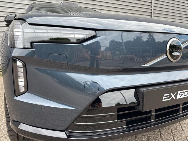 Volvo EX90 Twin Motor Ultra 7p. 111 kWh Uit voorraad leverbaar / Luchtvering / 7 zitplaatsen / Pilot assist-pakket /